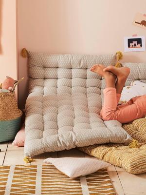 Vloermatras met pompons lichtgrijs met print