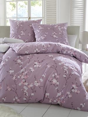 Dekbedovertrek ca. 155x220 cm / sloop ca. 80x80 cm Van Janine paars Dekbedovertrek ca. 155x220 cm / sloop ca. 80x80 cm Van Janine paars