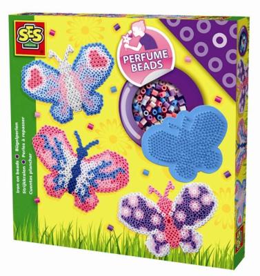 Ses strijkkralen met vlinders met 1300 kralen Ses strijkkralen met vlinders met 1300 kralen