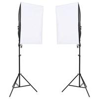 Fotostudioset met lichtset, achtergrondscherm en reflector - thumbnail