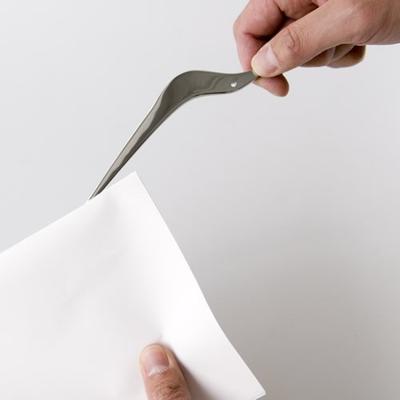 Alessi Uselen Briefopener - thumbnail