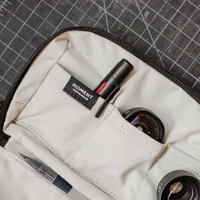 Moment Tech Organizer - black