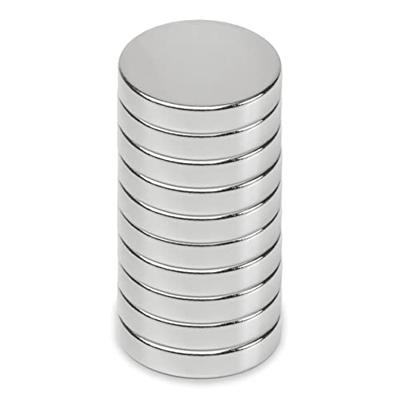 Magneet maul neodymium rond 15x3mm 3.2kg