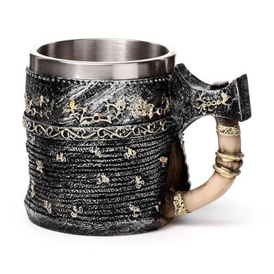 Bijl Handvat Gewapende Schedel Decoratieve Kroes