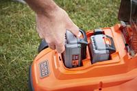 BLACK+DECKER BCMW33184L2 2x 18V 4.0Ah 33cm Grasmaaier - BCMW33184L2-QW - thumbnail