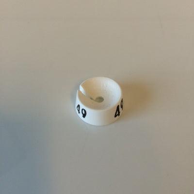 MB wit/zwart 49 voor op kledinghanger