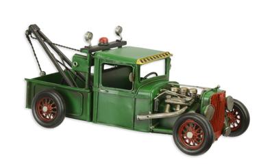 EEN BLIKKEN MODEL VAN EEN HOT ROD TAKELWAGEN