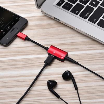 2-in-1 kabel Snelladen Type-C Male naar Type-C Female + -3.5mm Female Jack hoofdtelefoon Adapter omzetter ondersteunt Audio- en opladen lengte: 12cm
