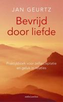 Bevrijd door liefde (Paperback) - thumbnail