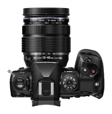OM SYSTEM OM-1 MkII 12-40 II Kit