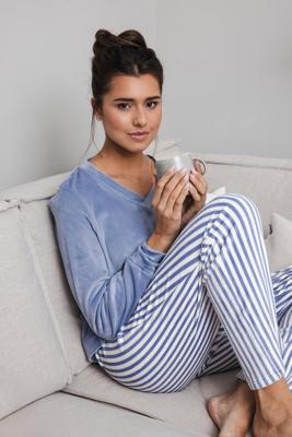Fleece pyjama blauwe strepen Fleece pyjama blauwe strepen