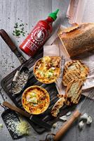 Sriracha - Chilisaus Fles - 455ml - thumbnail