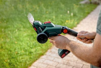 Metabo POWERMAXX SGS 12 Q | Accu-struik- en grasschaar | Zonder accu, lader en koffer - 601608850 Metabo POWERMAXX SGS 12 Q | Accu-struik- en grasschaar | Zonder accu, lader en koffer - 601608850