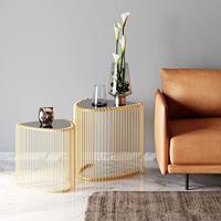 Kare Design Wire Bijzettafel Triangle - Set Van 2 - Messing Met Glas - thumbnail