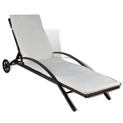 VidaXL Ligbed met kussen en wieltjes poly rattan bruin