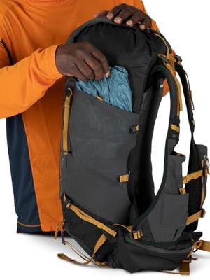 Osprey Talon Velocity 30 Backpack Heren Dark Charcoal/Tumbleweed Yellow L/XL Osprey Talon Velocity 30 Backpack Heren Dark Charcoal/Tumbleweed Yellow L/XL