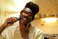 Philips QP6551/15 OneBlade Pro Face and Body Trimmer Chroom/Groen - thumbnail