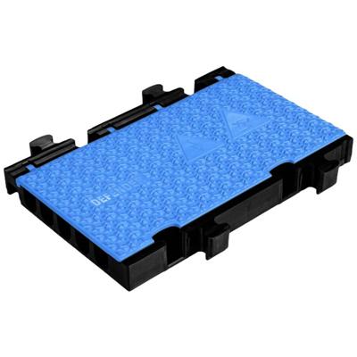 DEFENDER by Adam Hall Kabelbrug-middenstuk 869350BLU Polyurethaan Zwart/blauw Aantal kanalen: 5 500 mm Inhoud: 1 stuk(s)