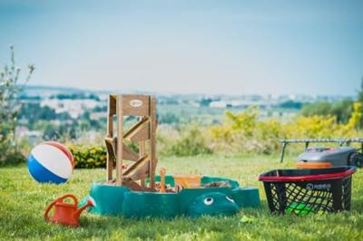 Classic World houten zandtrechter/glijbaan Classic World houten zandtrechter/glijbaan