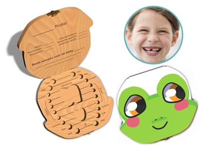 Tandendoosje met naam - Kikker - Hout