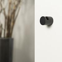 Handdoekhaak Tiger Bold Medium Rond Mat zwart - thumbnail