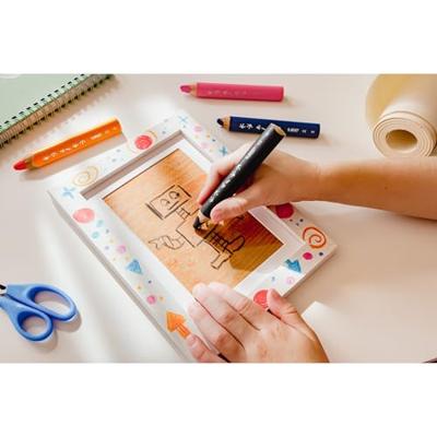 Bic Kids kleurpotlood Multisurface, assorti, etui van 10 stuks + slijper Bic Kids kleurpotlood Multisurface, assorti, etui van 10 stuks + slijper