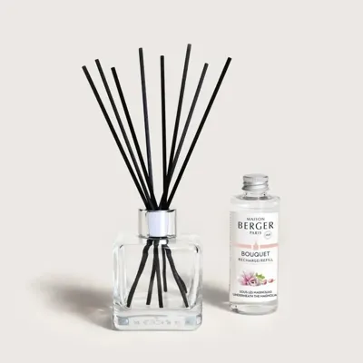 Maison Berger Paris parfumverspreider cube underneath the magnolias 125 ml
