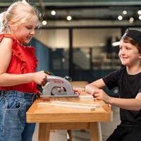 Theo Klein Bosch speelgoed cirkelzaag kindergereedschap - thumbnail