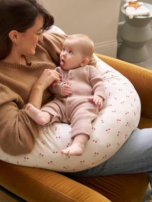 Borstvoedingskussen + beschermhoes Bio Collection wit, bedrukt