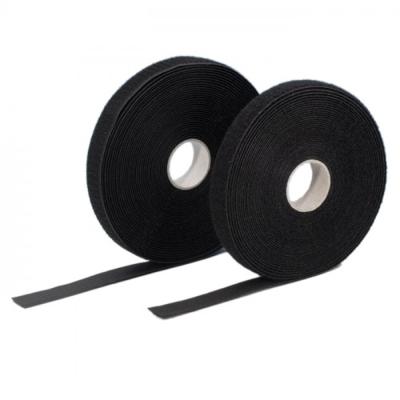 Adam Hall 5810 Klittenband 20mm 25meter set Adam Hall 5810 Klittenband 20mm 25meter set