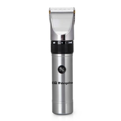 Baard en haar trimmer Orbegozo CTP-2500