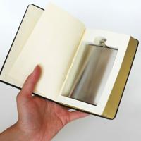 Heupflacon In Bijbel - thumbnail