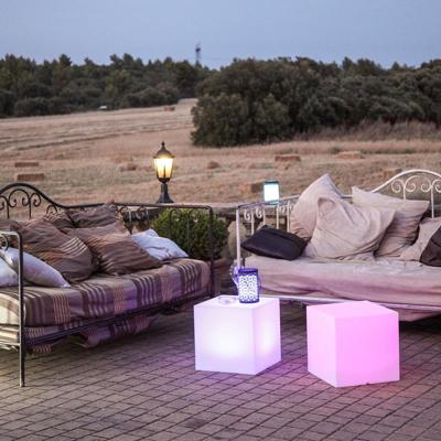 LUMISKY - Lichtgevende kubuskruk draadloos LED - veelkleurig dimbaar CARRY - 40cm met afstandsbediening en inductievoet