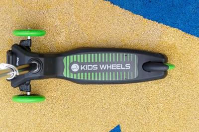 Rebel ZAB0121G - Driewielige kids step Kids Wheels - Vanaf 3 jaar - Zwart/groen
