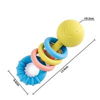 Hape rammelaar met bijtringen 14 cm - thumbnail