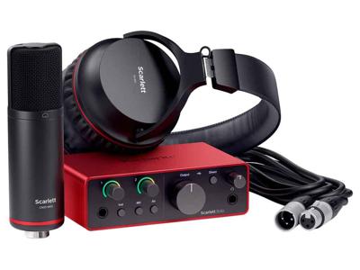 Focusrite Scarlett Solo Studio 4th Gen USB audio interfaceset Focusrite Scarlett Solo Studio 4th Gen USB audio interfaceset