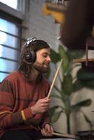 AKG K72 High performance hoofdtelefoon met gesloten design - thumbnail