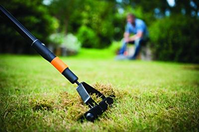 Fiskars Quikfit verticuteerhark - 1000655 - 1000655 - thumbnail