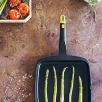 Pan BRA FOODIE 28X28 Zwart Aluminium Ø 28 cm - thumbnail