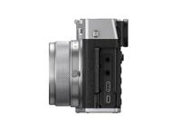 Fujifilm GFX100RF Silver - thumbnail