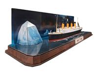 Revell 1/600 RMS Titanic incl. 3D achtergrond - thumbnail