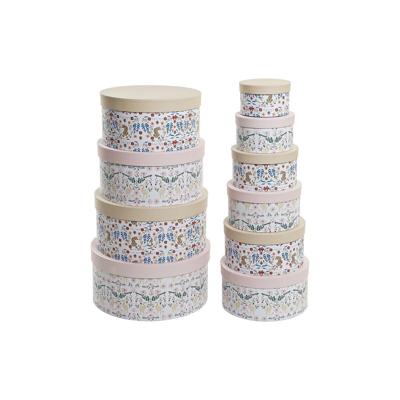 Set van opstapelbare opbergboxen DKD Home Decor dieren Cirkelvormig Blommor Karton (37,5 x 37,5 x 18 cm) Set van opstapelbare opbergboxen DKD Home Decor dieren Cirkelvormig Blommor Karton (37,5 x 37,5 x 18 cm)