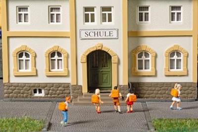 Auhagen 12353 H0, TT Dorpsschool - thumbnail