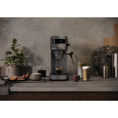 AEG EC6-1-6BST Handmatig Espressomachine 1 l - thumbnail