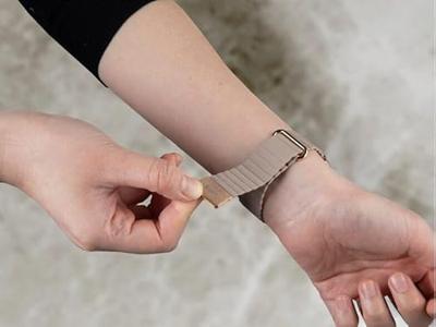 LAUT Novi Luxe Armband voor Apple Watch 38/40/41 mm, kunstleer, beige