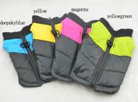 BODYWARMER MET GEEL STREEP VOOR DE HOND - thumbnail