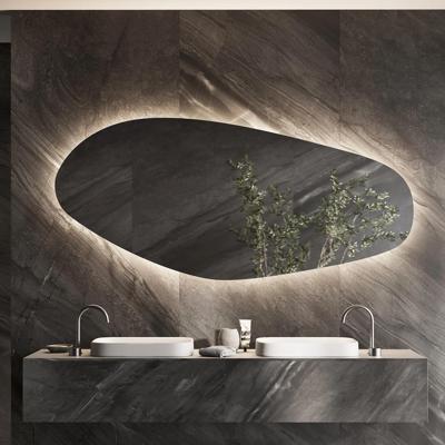 Spiegel Martens & Meijer Izmir Organisch 140 cm Incl. Indirecte Verlichting, Dimbare Sensor en Spiegelverwarming Spiegel Martens & Meijer Izmir Organisch 140 cm Incl. Indirecte Verlichting, Dimbare Sensor en Spiegelverwarming