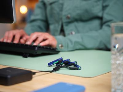 Trust Via USB-C oplaadbare AAA-batterijen (4 stuks) Batterij Blauw - thumbnail