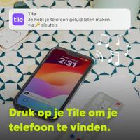 Tile by Life360 Pro (2024) – Krachtige Bluetooth-tracker, sleutelfinder en itemfinder voor sleutels, tassen en meer. Zowel iOS- als Android-compatibel. Telefoonfinder. 4-pack (zwart/wit) - thumbnail