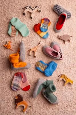 Falke Cosyshoe Minis Slof Kinderen Wild Rose 27-28